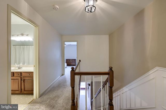 2033-C RALEIGH RD, Hummelstown, PA 17036