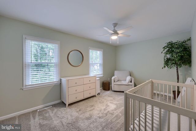 2033-C RALEIGH RD, Hummelstown, PA 17036