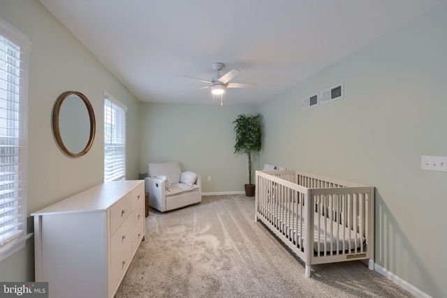 2033-C RALEIGH RD, Hummelstown, PA 17036