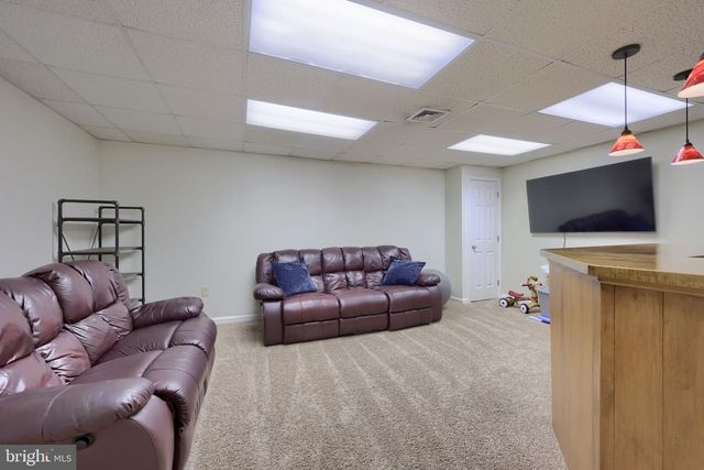 2033-C RALEIGH RD, Hummelstown, PA 17036