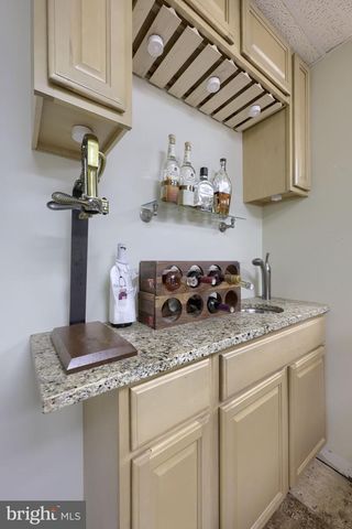 2033-C RALEIGH RD, Hummelstown, PA 17036