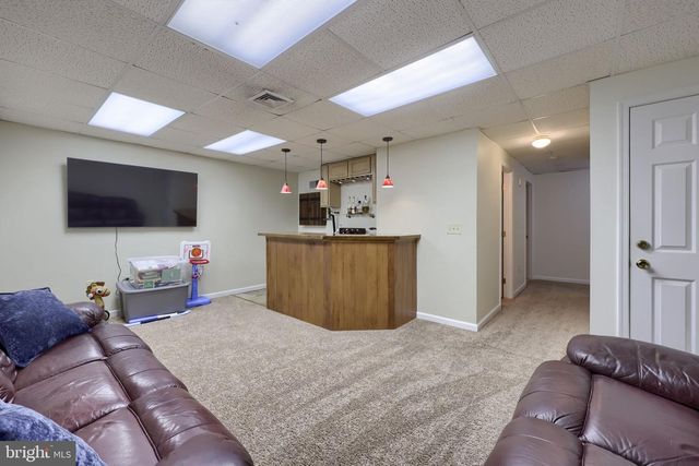 2033-C RALEIGH RD, Hummelstown, PA 17036