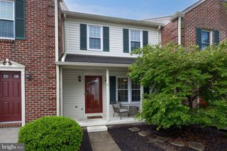 2033-C RALEIGH RD, Hummelstown, PA 17036