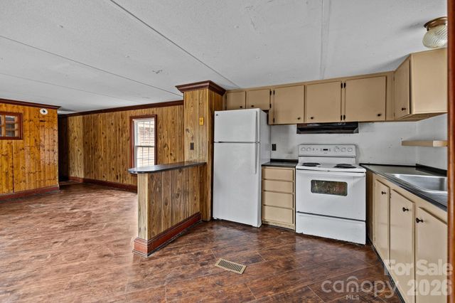 9102 McElroy Road, Waxhaw, NC 28173