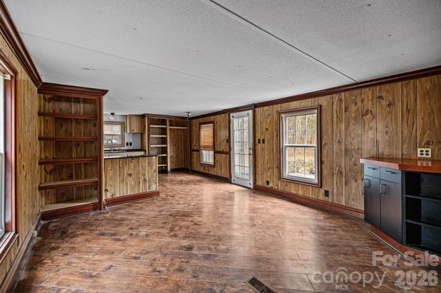 9102 McElroy Road, Waxhaw, NC 28173