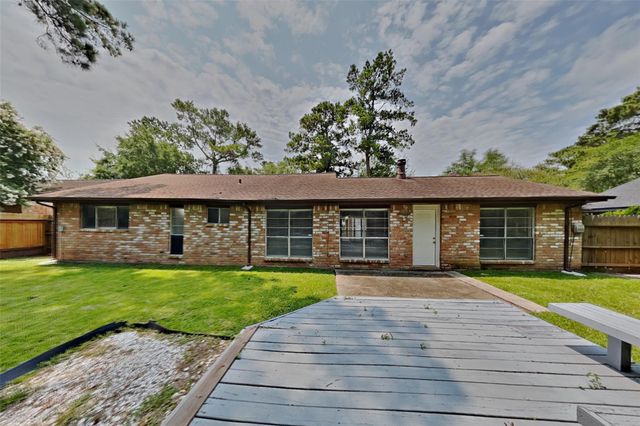 12706 Pantano Drive, Houston, TX 77065