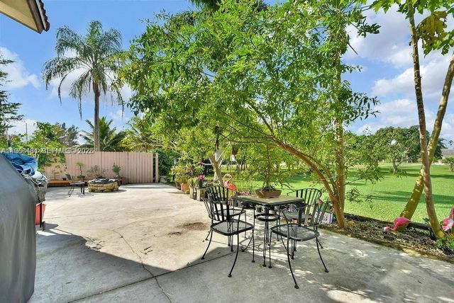 5425 SW 190th Ave 1, Southwest Ranches, FL 33332
