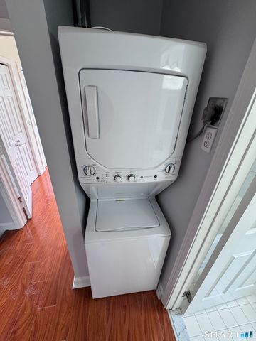 18 Prospect Avenue APT D1, Norwalk, CT 06850