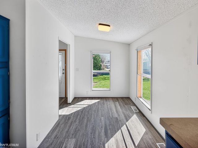 614 Kinglet Street, Rochester Hills, MI 48309