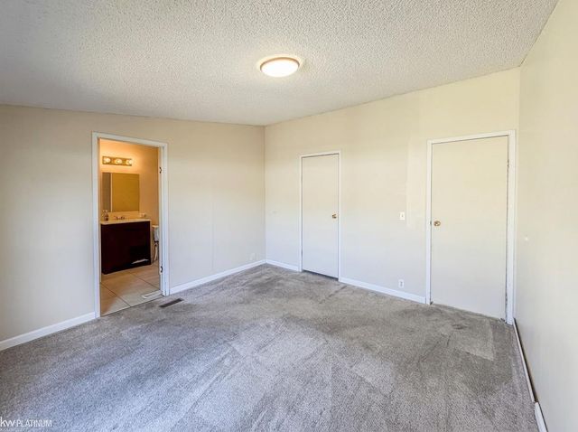 614 Kinglet Street, Rochester Hills, MI 48309