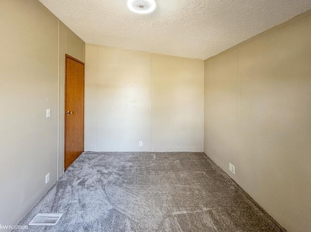 614 Kinglet Street, Rochester Hills, MI 48309