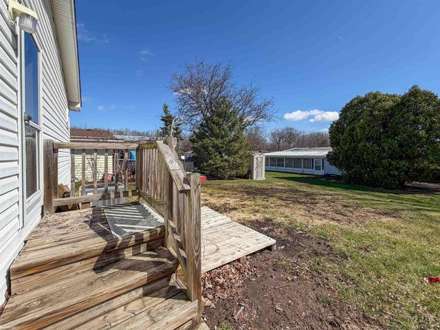 614 Kinglet Street, Rochester Hills, MI 48309