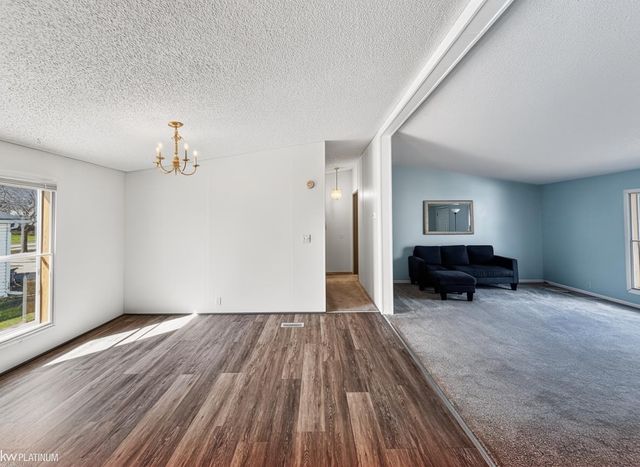 614 Kinglet Street, Rochester Hills, MI 48309