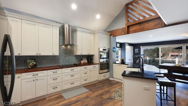 373 Lakeside Blvd, Hopatcong Boro, NJ 07843