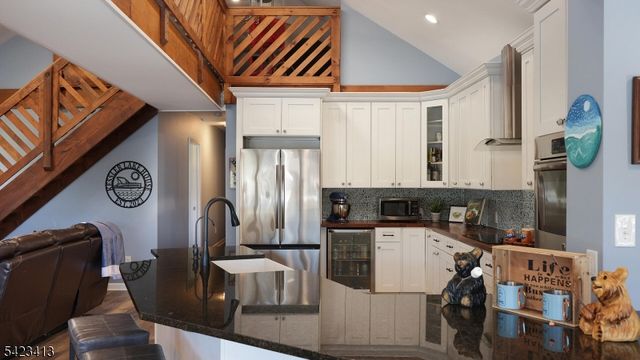 373 Lakeside Blvd, Hopatcong Boro, NJ 07843