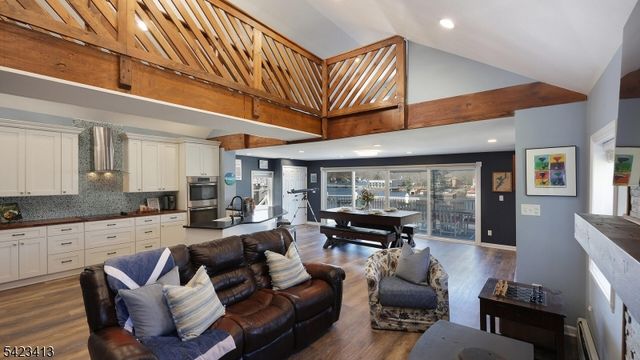 373 Lakeside Blvd, Hopatcong Boro, NJ 07843