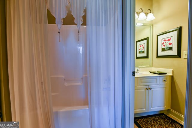 6012 Golf View Crossing, Locust Grove, GA 30248