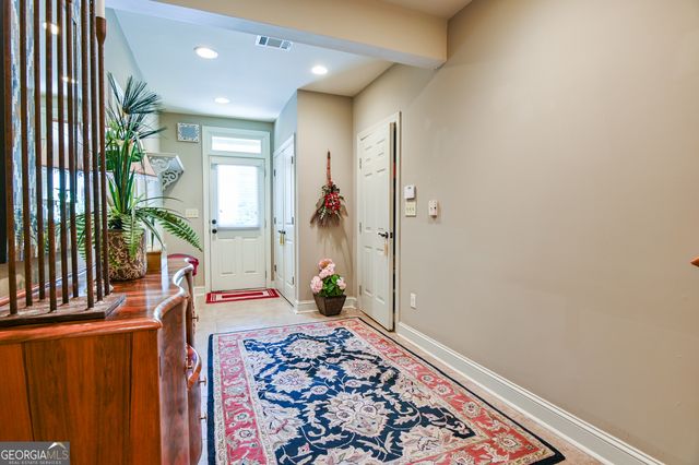 6012 Golf View Crossing, Locust Grove, GA 30248