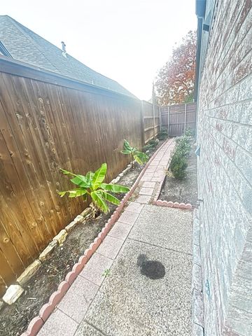 10409 Waters Drive, Irving, TX 75063