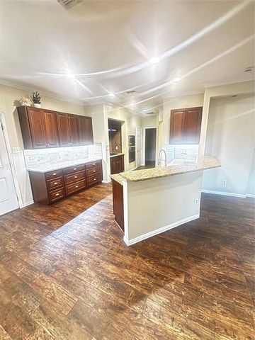 10409 Waters Drive, Irving, TX 75063