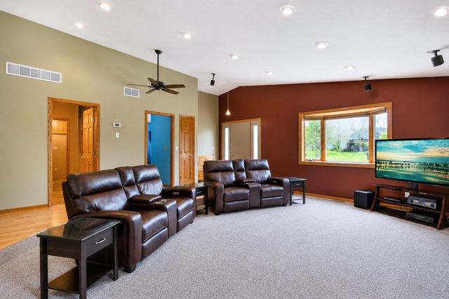 17825 Holt Court, Faribault, MN 55021