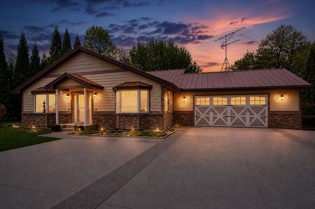 17825 Holt Court, Faribault, MN 55021