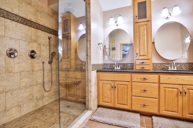 17825 Holt Court, Faribault, MN 55021