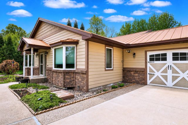 17825 Holt Court, Faribault, MN 55021