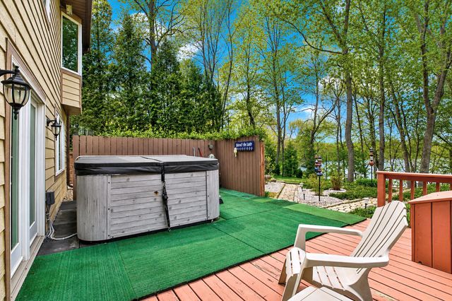 17825 Holt Court, Faribault, MN 55021