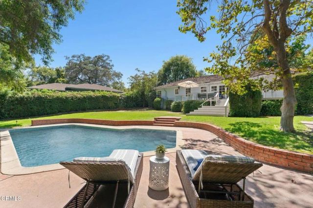 340 Glen Summer Road, Pasadena, CA 91105