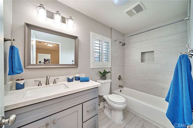 24240 Ocean Avenue, Torrance, CA 90505
