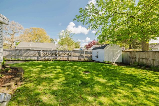 70 Ricard St, Seekonk, MA 02771