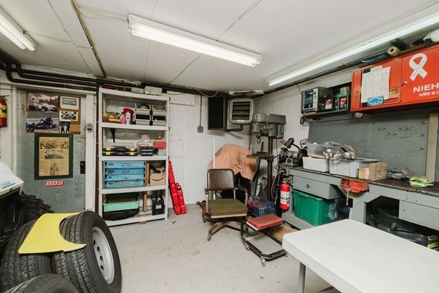 70 Ricard St, Seekonk, MA 02771