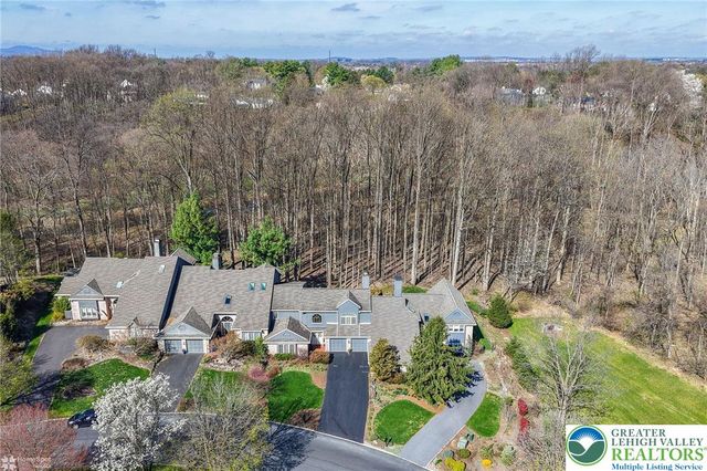 2820 Sheffield Drive, Lower Macungie Twp, PA 18049