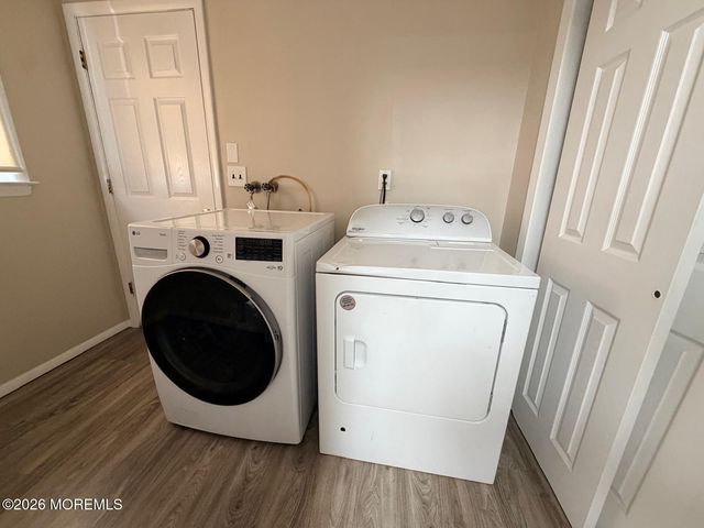 30 Cornell Street, Toms River, NJ 08757