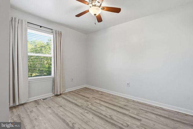 5626 REARDON LN, Woodbridge, VA 22193