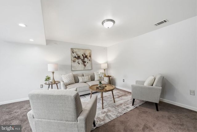 5626 REARDON LN, Woodbridge, VA 22193