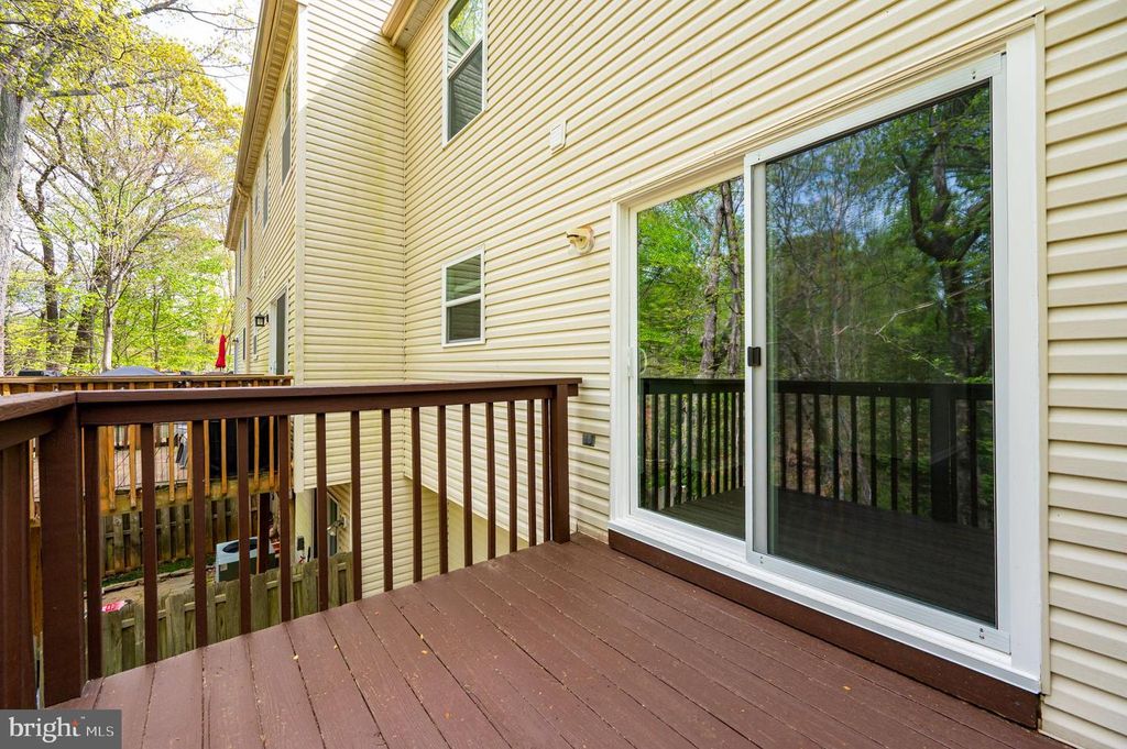 Image 10 of property listing at 700 PINE VALLEY CT, Arnold, MD 21012
