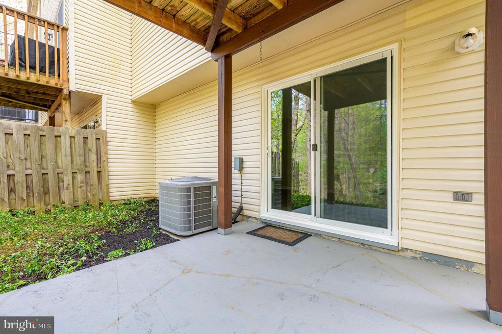 Image 33 of property listing at 700 PINE VALLEY CT, Arnold, MD 21012