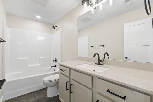 13100 N BETHLEHEM RD, Harrisburg, MO 65256