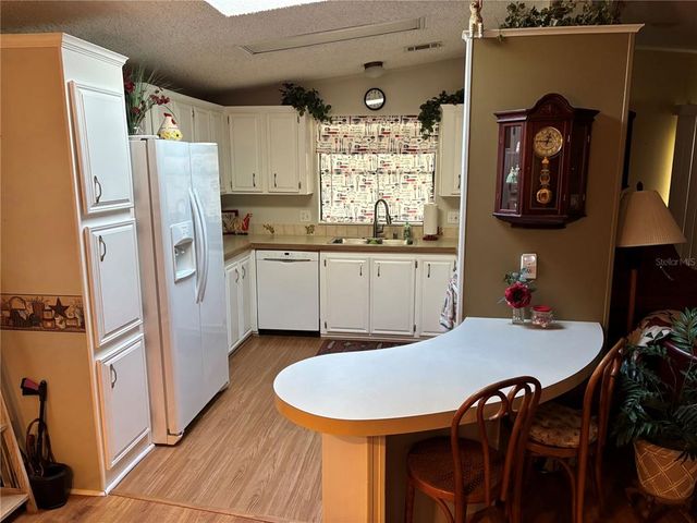 3757 N CITRUS CIRCLE 522, Zellwood, FL 32798