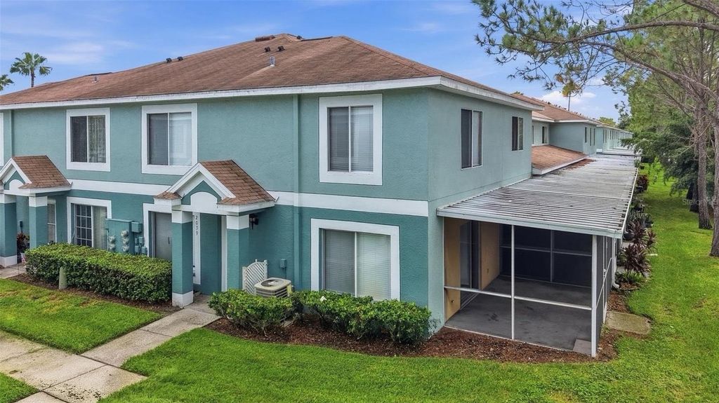 2039 FLUORSHIRE DRIVE, Brandon, FL 33511