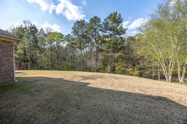 7014 Bridgemill Drive, Columbus, GA 31904