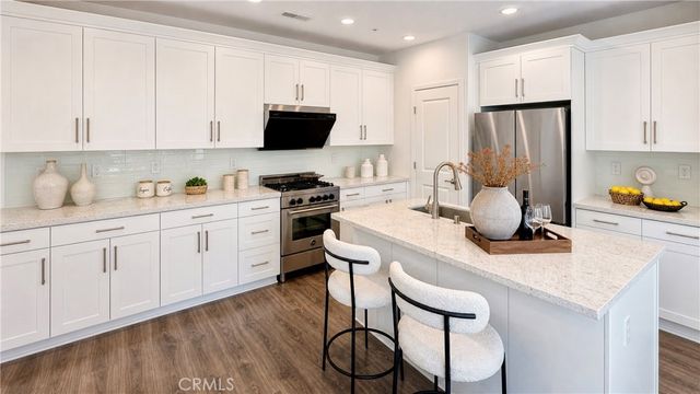 119 Excursion, Irvine, CA 92618