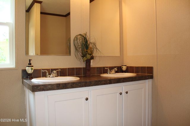 137 George Sumner Road, Beulaville, NC 28518