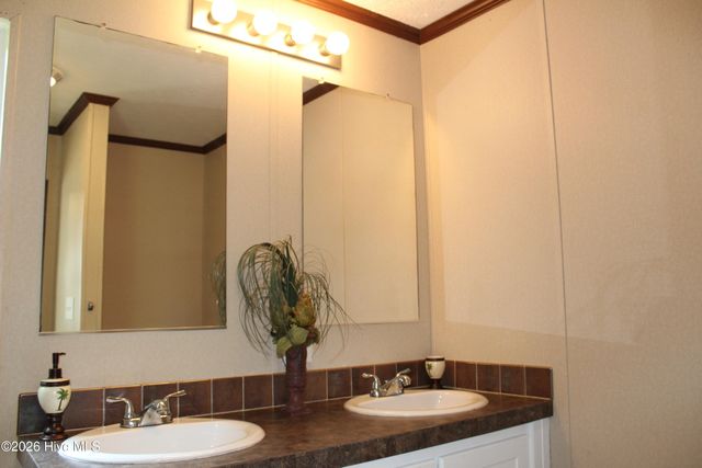 137 George Sumner Road, Beulaville, NC 28518