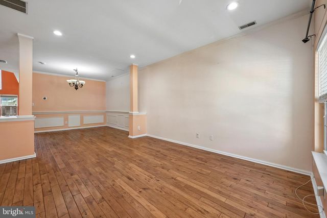 7802 NORMANDY DR, Mount Laurel, NJ 08054