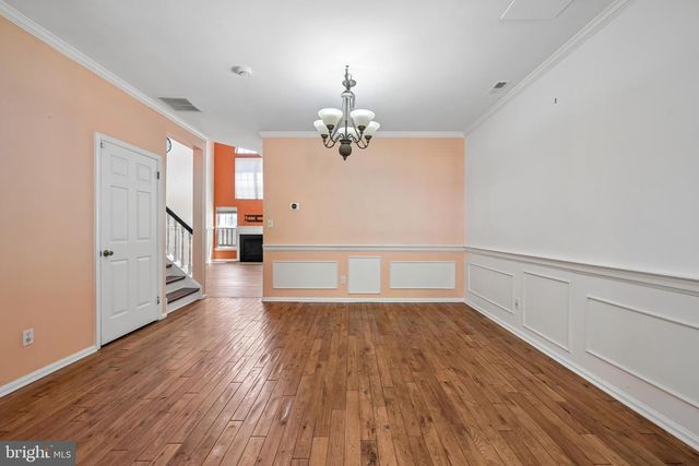 7802 NORMANDY DR, Mount Laurel, NJ 08054