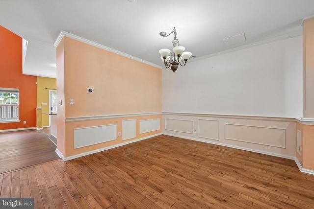 7802 NORMANDY DR, Mount Laurel, NJ 08054