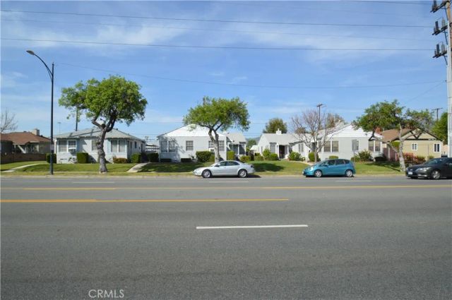 3013 W Victory, Burbank, CA 91505